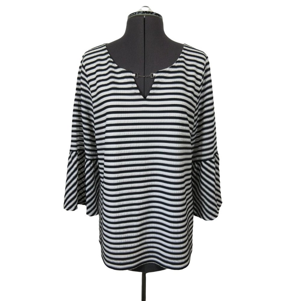 Calvin‎ Klein striped seersucker style 3/4 bell sleeve blouse